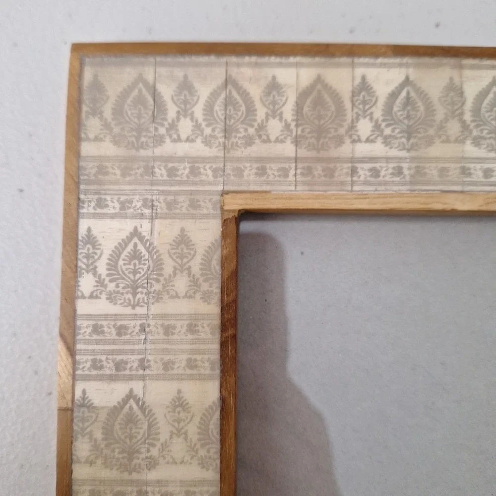 Vintage Ornate Tile Solid Wood Picture Frame 6.5